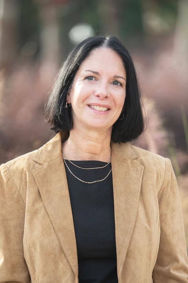 Photo of Gina Sentell